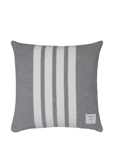 Thom Browne 4-bar Cushion In Gray