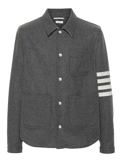 THOM BROWNE CHAQUETA CASUAL - GRIS