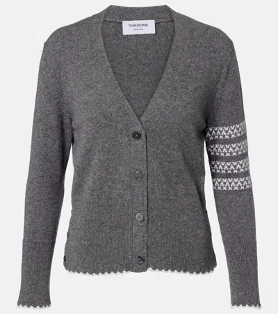 Thom Browne 4-bar Intarsia Virgin Wool Cardigan In Gray