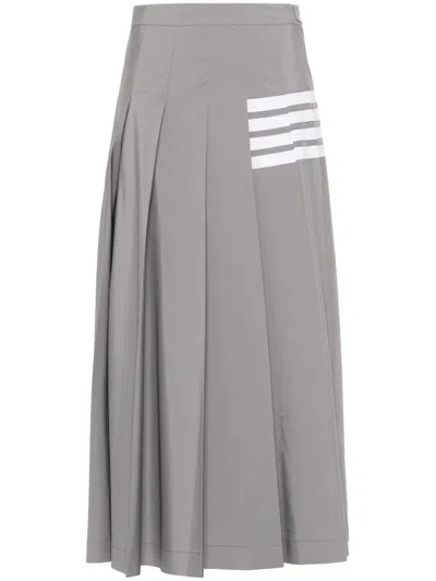 Thom Browne 4-bar Pleated Midi Skirt In Grey