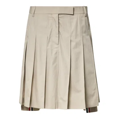 Thom Browne Bermuda Length Front Fly Pleat Skirt In Neutral