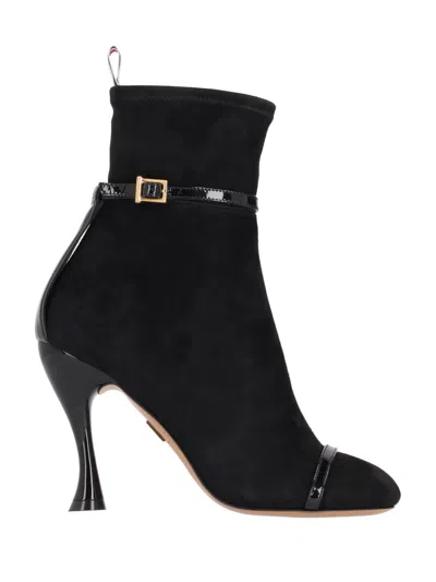 THOM BROWNE WOMEN BLACK SOLID POINTED TOE BOOTS, 5.5 LUXURY BOOTS FOR WOMEN DARVEYS
