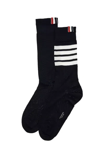 Thom Browne Calzini Lunghi 4 Bar In Cotone Leggero In Black