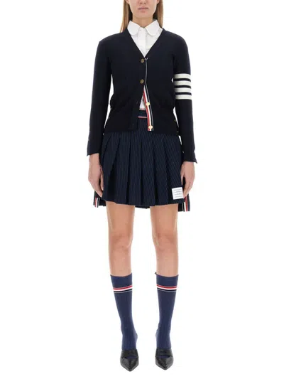 Thom Browne Cardigan Mit Logo-streifen Und V-ausschnitt In Blue