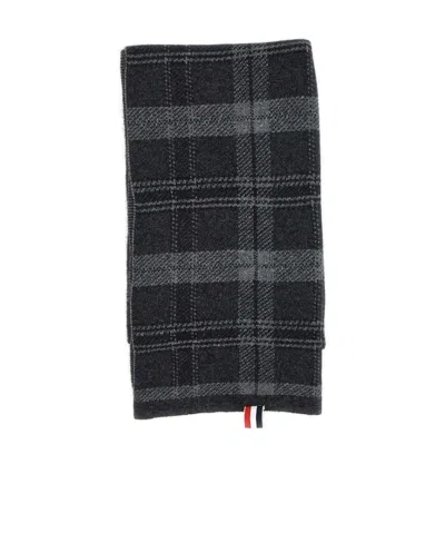 Thom Browne Check-pattern Knitted Scarf In Black