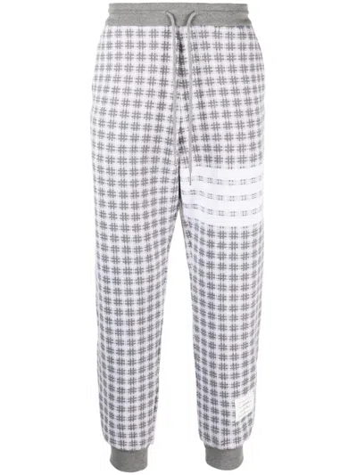 Thom Browne Checkered Cotton Sweatpants With 4-bar Stripe And Drawstring Waistband In Gray