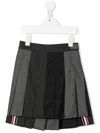 Thom Browne Colour-block Pleated Skirt In Grey