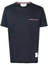 Thom Browne T-shirt Con Taschino Rwb