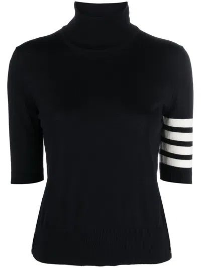 THOM BROWNE THOM BROWNE FINE MERINO WOOL SHORT-SLEEVE TURTLENECK SWEATER