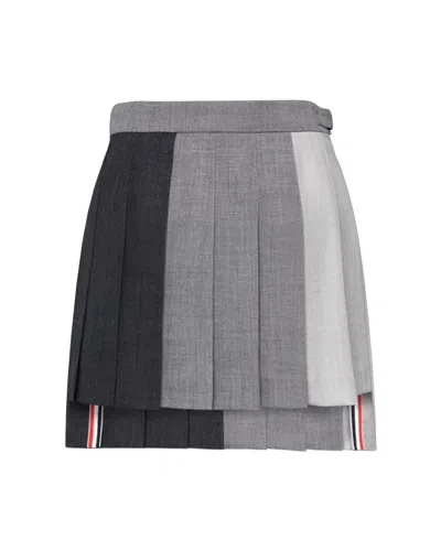 Thom Browne Funmix Wool Fresco Classic Mini Pleated Skirt In Gray