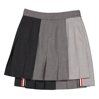 Thom Browne Funmix Wool Fresco Pleated Mini Skirt In Gray