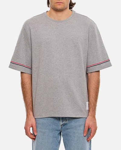 THOM BROWNE MEN GREY LOGO T-SHIRT, XL LUXURY T-SHIRTS FOR MEN DARVEYS