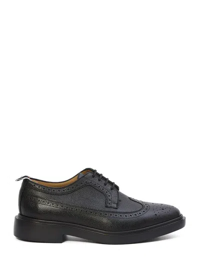Thom Browne Laced Longwing Bro In Black