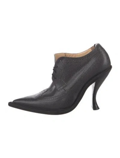 Pre-owned Thom Browne Leather Pumps In Black
