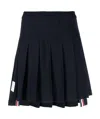 Thom Browne Logo Patch Pleated Short Skirt In Blue
