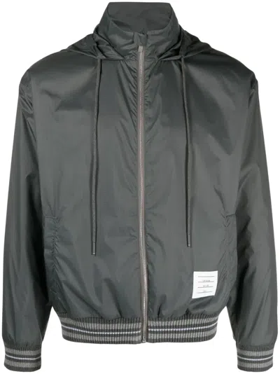 Thom Browne Logo-patch Ripstop Lightweight Jacket In Grey