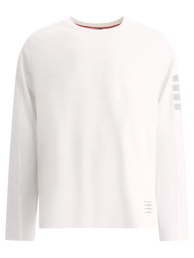 THOM BROWNE MEN'S 4-BAR WHITE T-SHIRT WITH LONG SLEEVES AND CONTRAST DETAIL