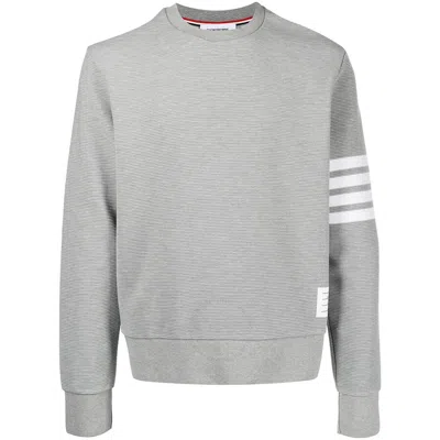 THOM BROWNE THOM BROWNE MEN'S LIGHT GREY 4-BAR STRIPE SLEEVE SWEATSHIRT