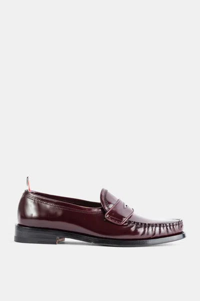 Thom Browne Patent Leather Loafer In Burgundy