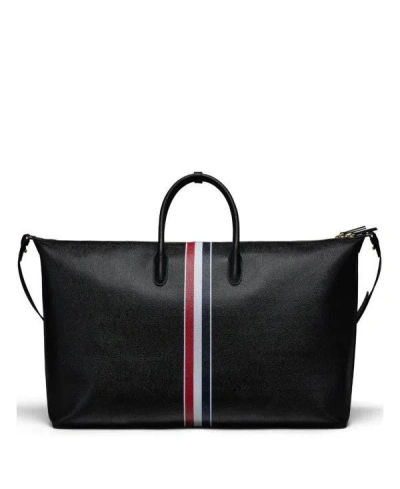 Thom Browne Pebble Grain Duffle Bag In Black
