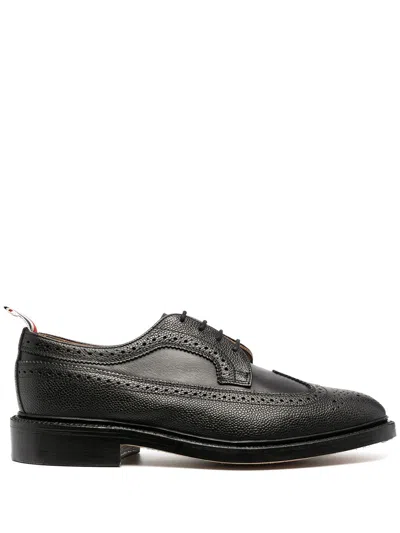 Thom Browne Pebbled Longwing Brogues In 001 Black