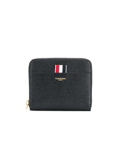 Thom Browne Pebbled Short Zip-around Purse In Black