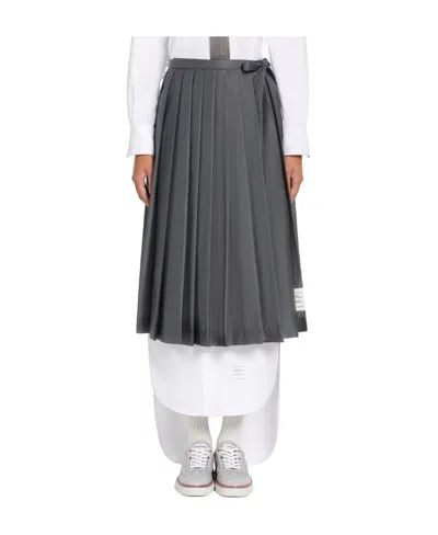 Thom Browne Pleated Midi Skirt In Black