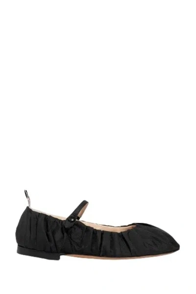 Thom Browne Pleated Varsity Loafers In Black
