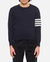 Thom Browne Classic Crewneck Short Pullover With White 4 Bar Stripe In Cashmere In Black