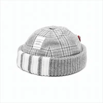 Thom Browne Ribbed Knit Hat With Grey Plaid Pattern And Striped Brim In Gray