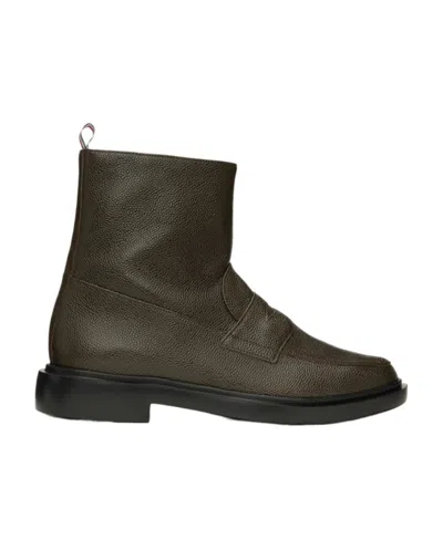 Thom Browne Round Head Spliced Boots In Black