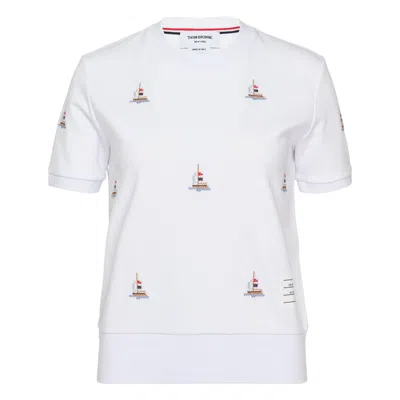 Thom Browne Short Sleeve Sailboat Embroidered Tee In Multi