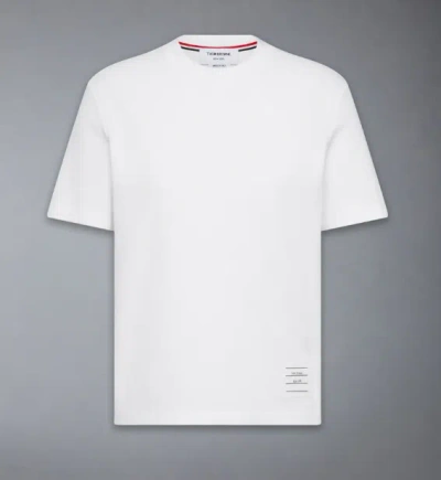 Thom Browne Short Sleeve Tee W/ Engineered 4 Bar Stripe In Classic Pique In White