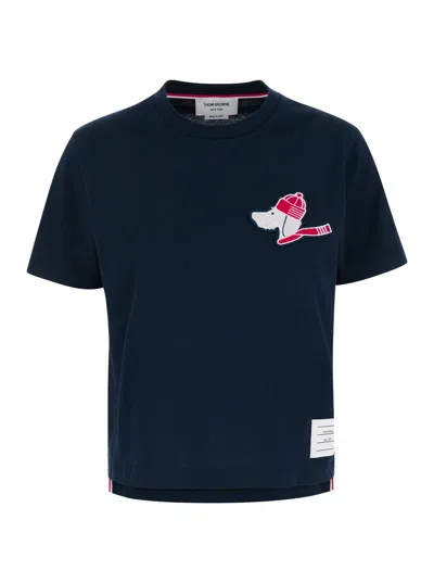 Thom Browne Short Sleeve Tee W/ Hector W/ A Hat Chenille Embroidery In Med Weight Jersey In Navy