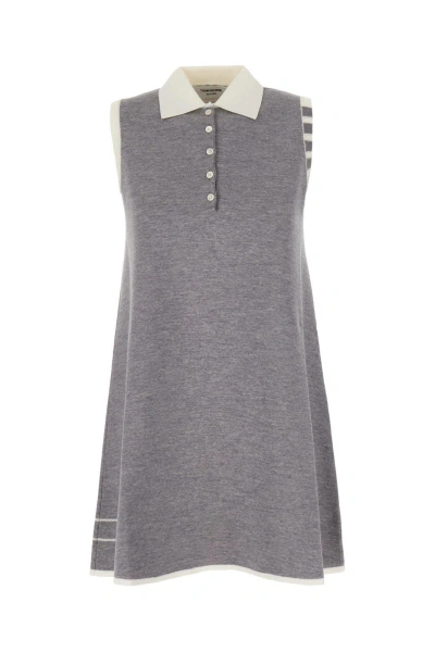 Thom Browne Sleeveless Knitted Mini Dress In Grey