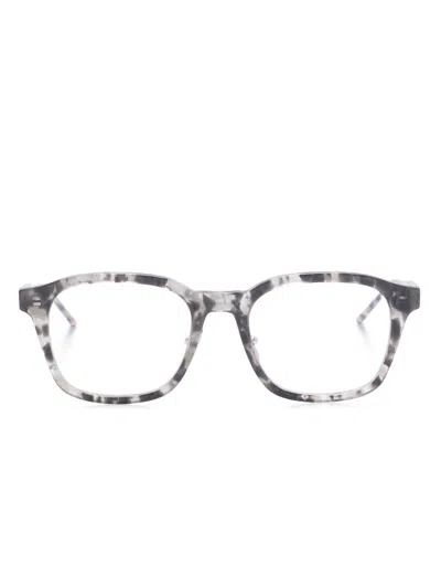 Thom Browne Brille Mit Eckigem Gestell In Gray