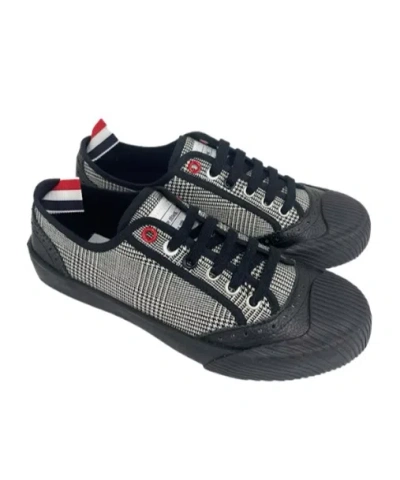 Thom Browne Strap-up Casual Sneakers In Black