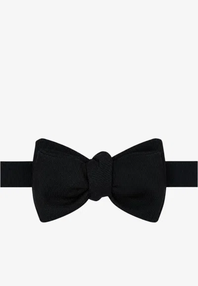 Thom Browne Super 120's Twill Classic Bow Tie In Black