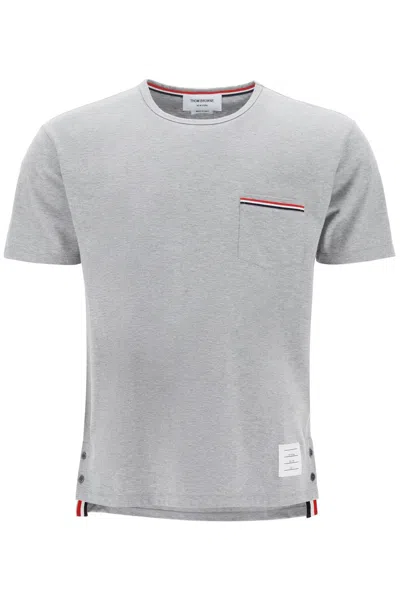 Thom Browne T Shirt Con Taschino Rwb In Grey