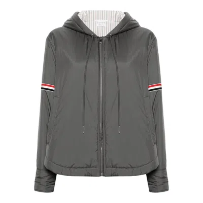 Thom Browne Ultra Light Nylon Tech Down Fill Armband Hood Shirt Hem Jacket Women In Gray