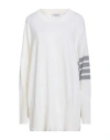 Thom Browne Exaggerated Fit Crew Neck 4-bar Jumper In White
