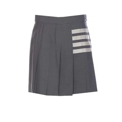Thom Browne Women 4bar Pleated Skirt In Gray
