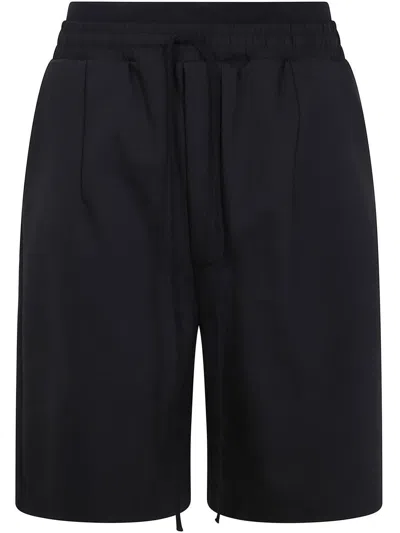Thom Krom Men Short Trousers In Black