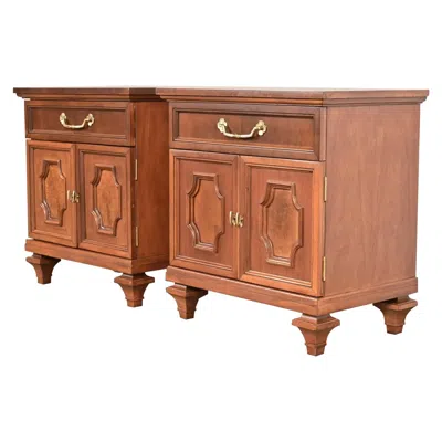 Pre-owned Thomasville French Regency Louis Xvi Mahogany And Burl Wood Nightstands, Pair In Brown