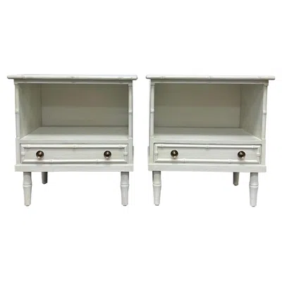 Pre-owned Thomasville Hollywood Regency Chinese Chippendale Style Faux Bamboo Nightstands In Brown