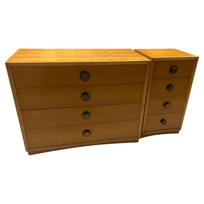 Pre-owned Thomasville Pair Of Blonde Mahogany Four Drawer Chests With Brass Hardware In Brown