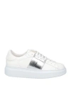 Thousands Woman Sneakers White Size 8 Leather In White