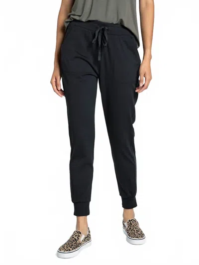 Thread & Supply Junie Travel Jogger In Black Rib