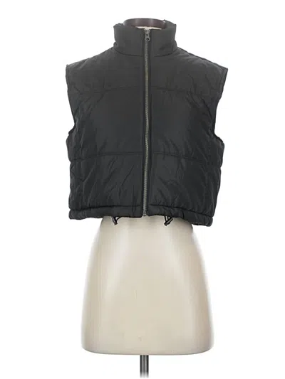 Thread & Supply Vest In Black