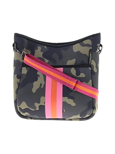 Pre-owned Threaded Pear Crossbody Bag In Black